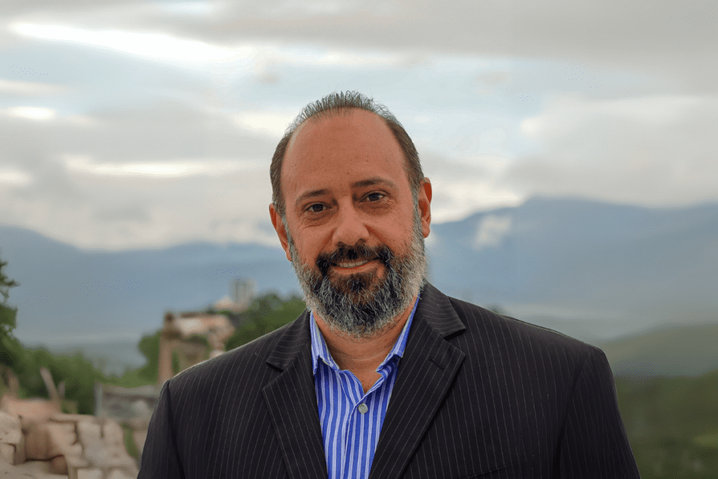 Turismomedico.org - Andy Bezara Andy Bezara - Turismomedico.org